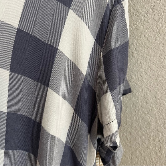 Cloth & Stone Blue Gray Gingham Short Sleeve Tunic Top - Picture 4 of 5